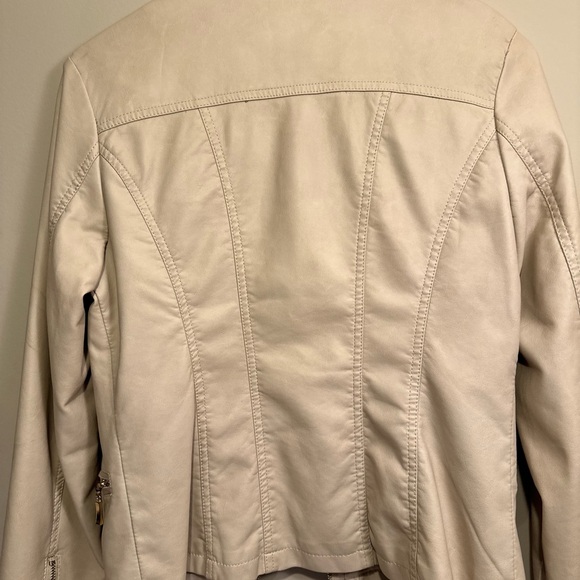 Ladies Pleather Jacket - Picture 5 of 10